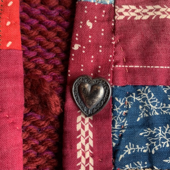 Vintage handknit quilted cardigan - Picture 3 of 8